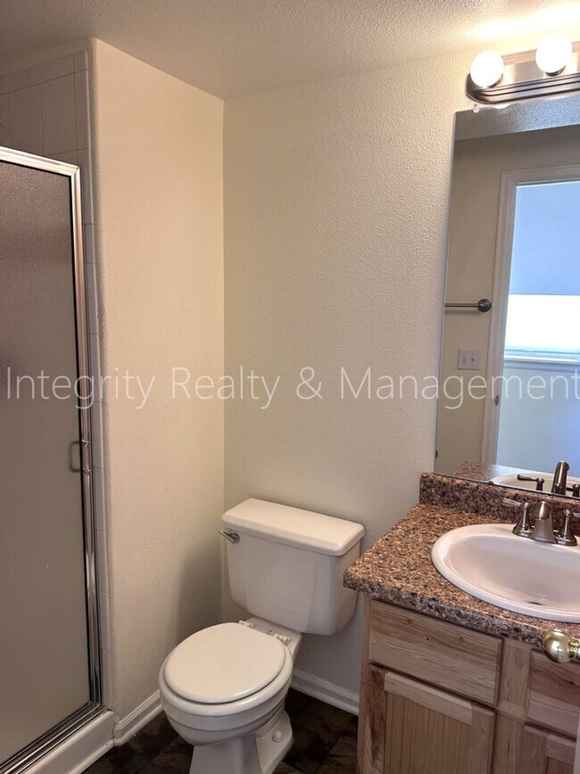 Building Photo - 442 Antero St