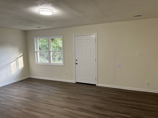 Building Photo - Home for rent! $1,375 4 bedroom