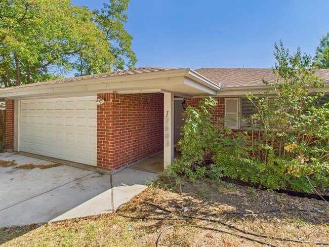 Building Photo - 11603 Gunsmoke Cir