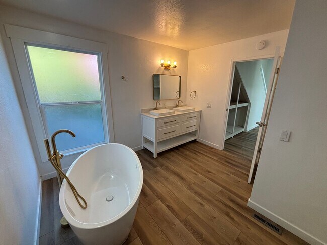 Building Photo - Updated Mission Canyon Retreat — 3BD/2.5BA with Views, Decks & Soaring Ceilings