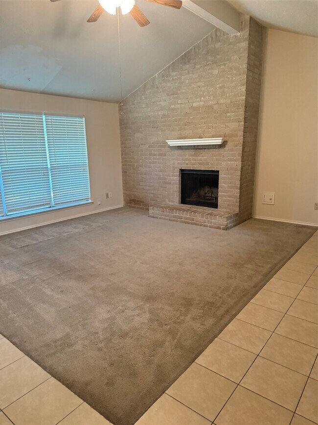 Building Photo - 18023 Garden Manor Dr