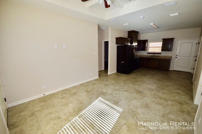 Building Photo - Stewart Landing Apartments - Large Backyard
