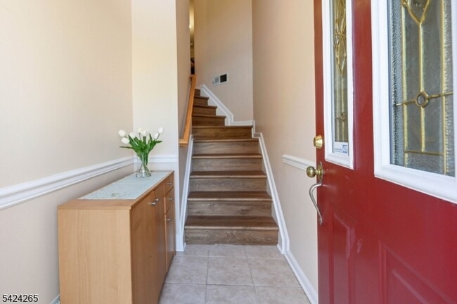 Building Photo - 424 Hartford Dr