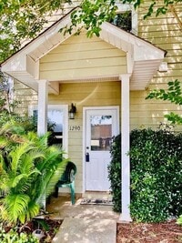 Building Photo - 1290 Tropical Cove