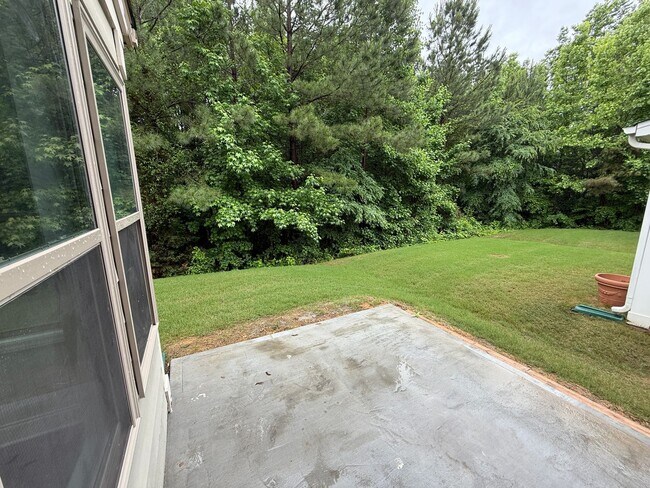 Building Photo - Ballantyne Home in great Location With Sun...