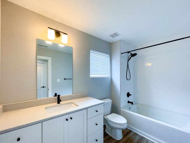 Building Photo - 20 Central Greens Blvd