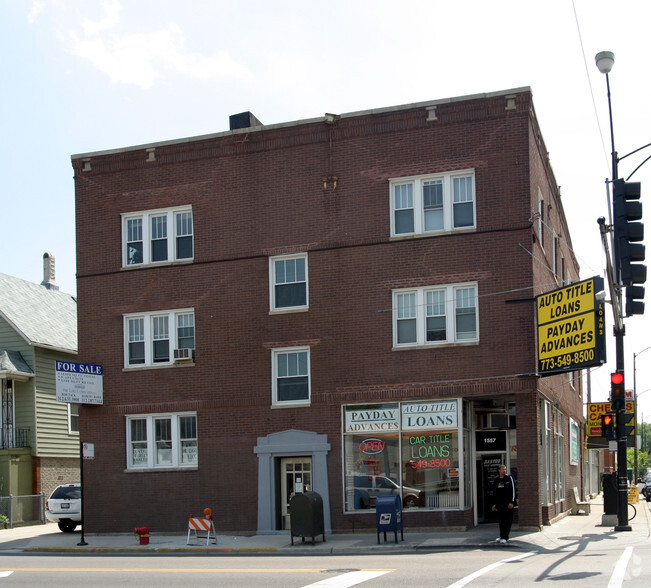 Building Photo - 1555-1557 W Diversey Pky