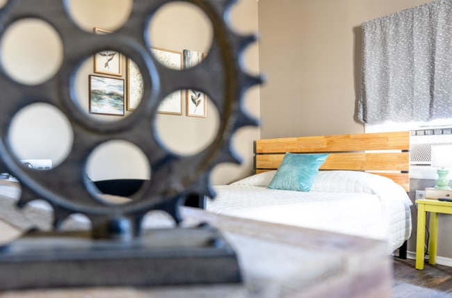 Building Photo - 405 B Williams Ave