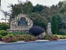 Building Photo - 415 Cedar Pines Dr