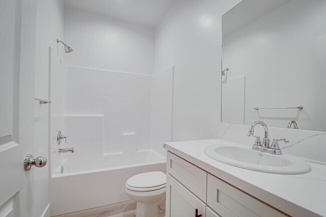 Building Photo - 5216 Hawkwatch Ln