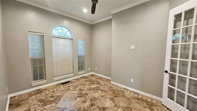 Building Photo - 4017 Eaton Pl