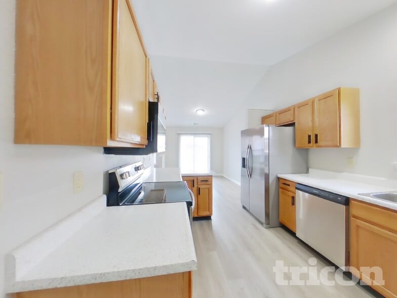 Building Photo - 7260 Kidwell Dr