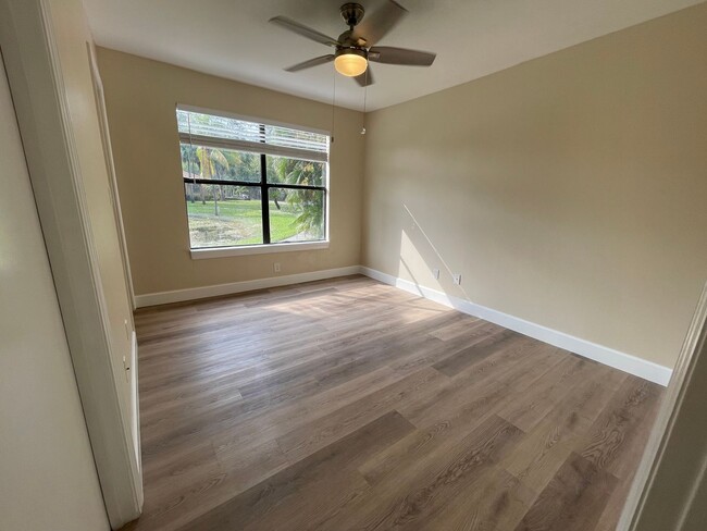 Building Photo - ANNUAL RENTAL - OASIS- 2 BED / 2BATH