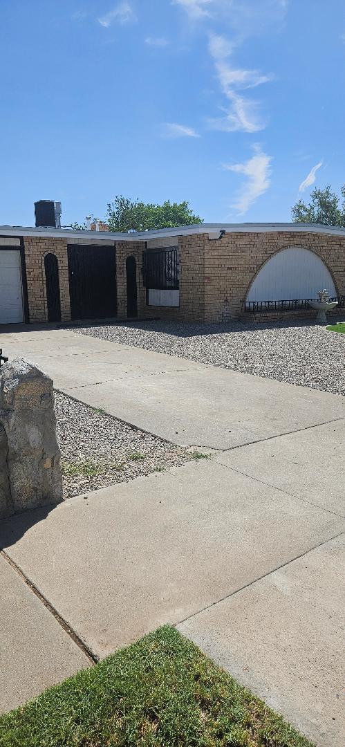 Building Photo - 10412 Aphrodite Dr