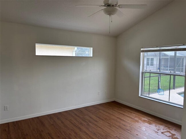 Building Photo - 1025 Tourmaline Dr