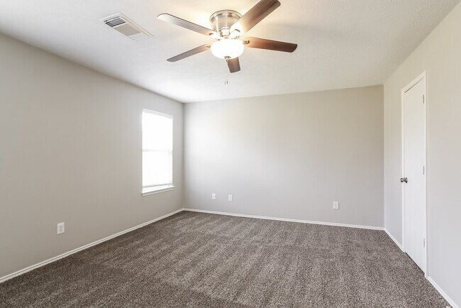 Building Photo - 4931 Winding View Ln