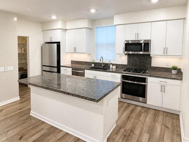 Building Photo - 8258 Spirit St