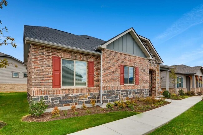 Building Photo - 8500 Comanche Springs Dr