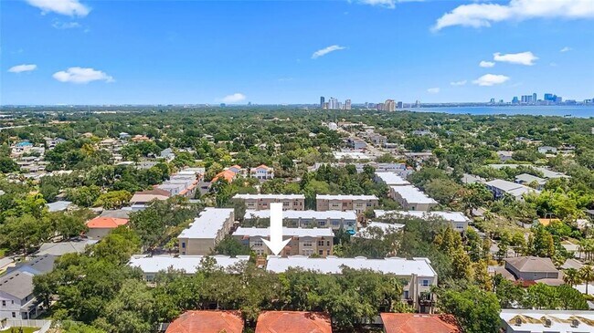 Building Photo - 3175 Bayshore Oaks Dr