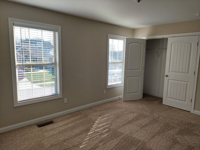 Building Photo - 2825 Kearney Creek Ln