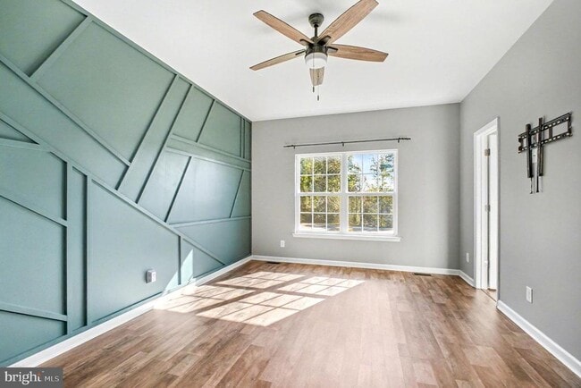 Building Photo - 8052 Buckthorne Run