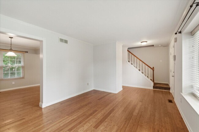 Building Photo - Single Family Home for Rent in Downingtown School District!