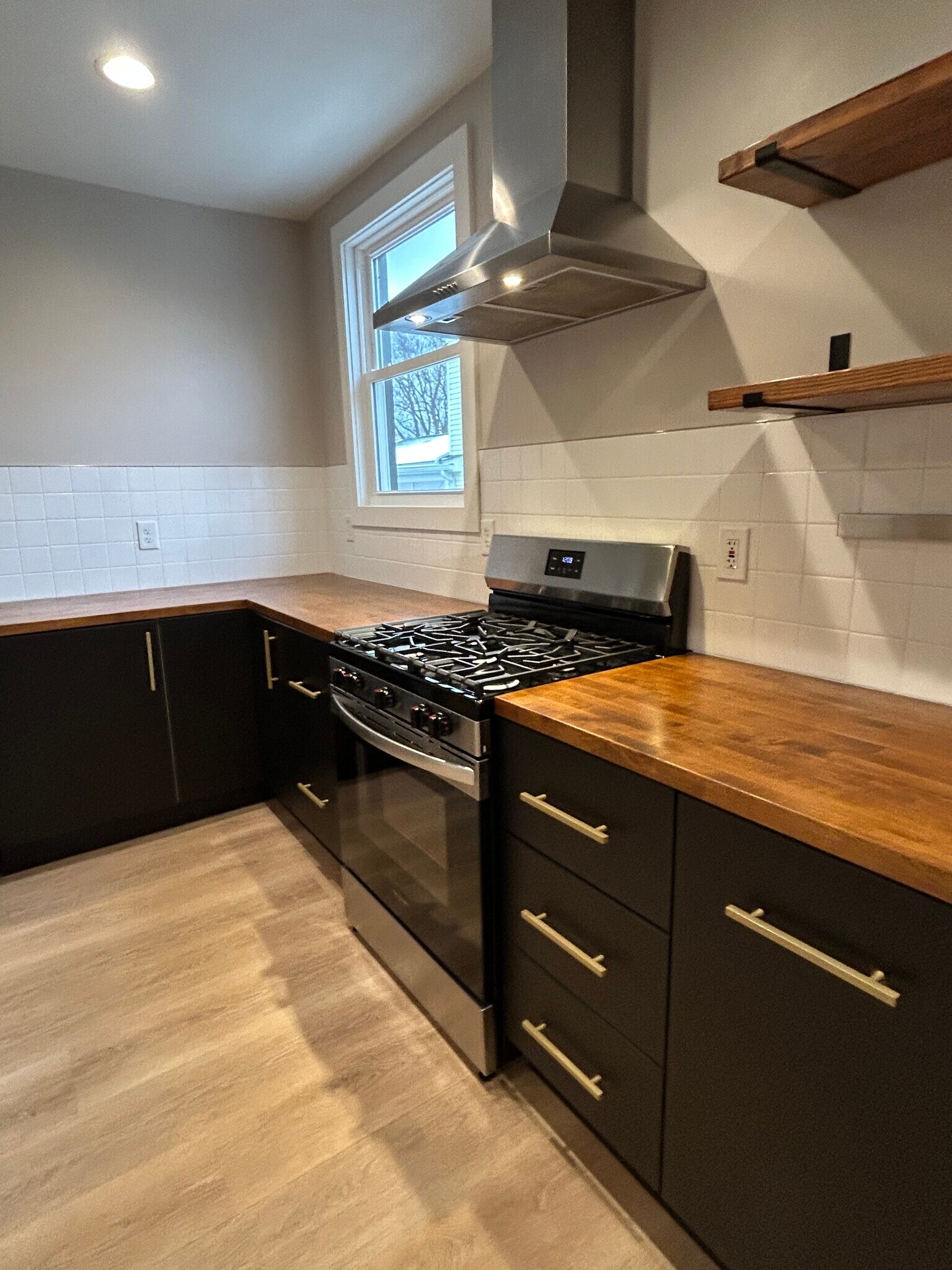 Building Photo - 4629 Mc Neil Ave