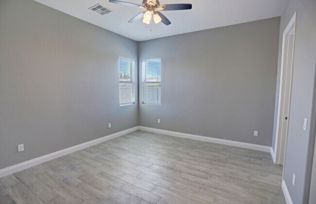 Building Photo - 1800 Galaxy St