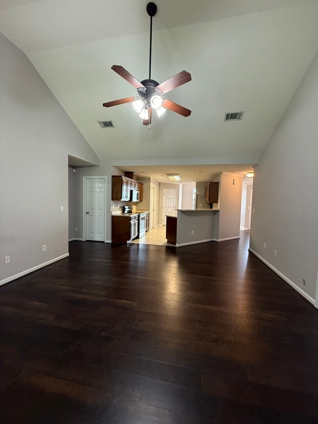 Building Photo - Santee Court