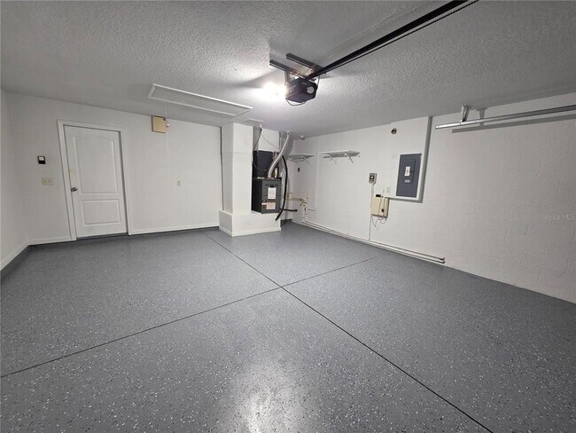 Building Photo - 4732 Mapletree Loop