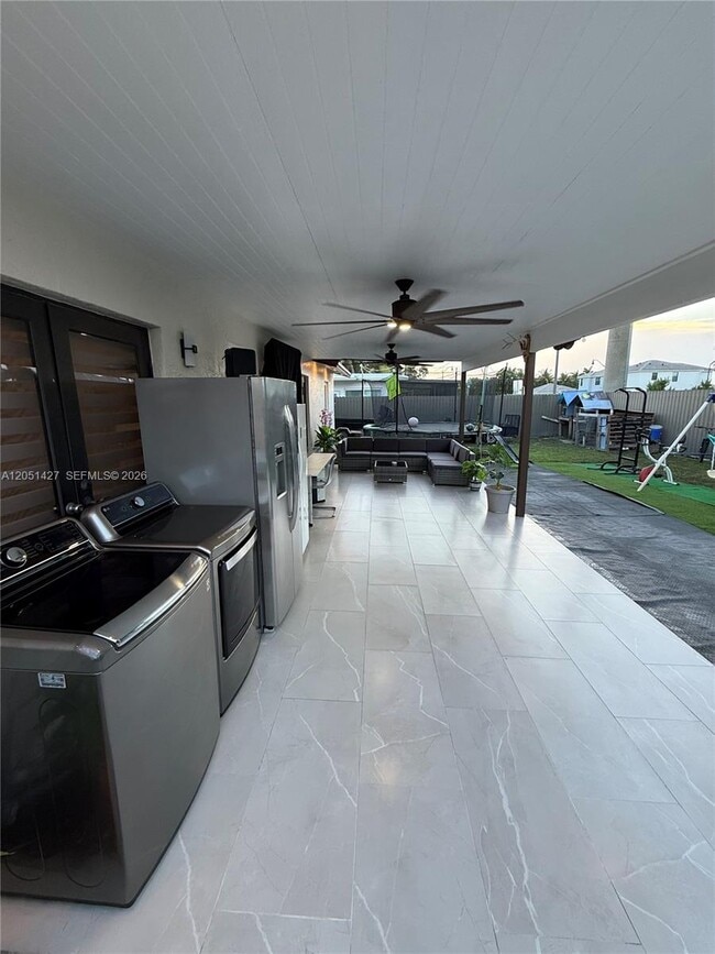 Building Photo - 1711 N Anhinga Ln