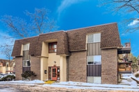 Building Photo - Charming 2-Bed, 1.5-Bath Home in Denver | Updated & Move-In Ready