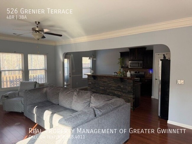 Building Photo - 526 Grenier Terrace NE