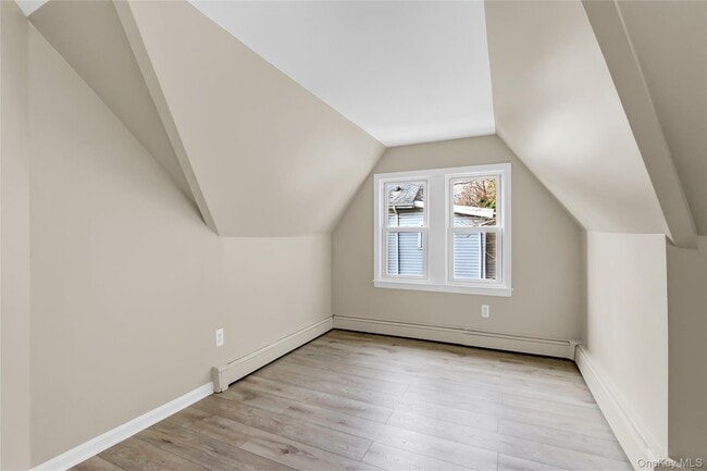 Building Photo - 99 Wall St