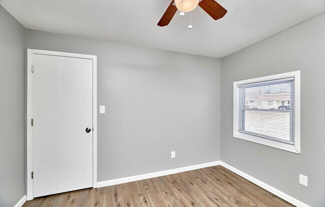 Building Photo - 10272 Niblic Dr