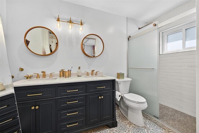 Building Photo - 1760 75th Ave N