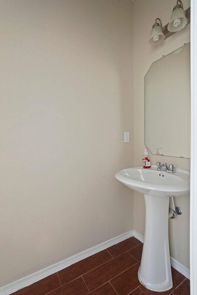 Building Photo - 14656 Friesian Trail