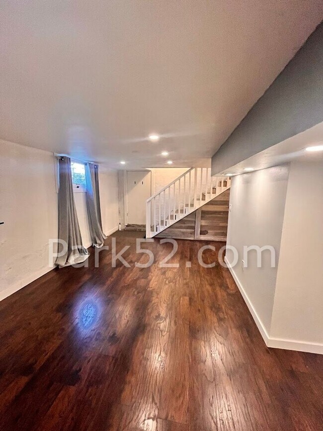 Building Photo - Beautiful Tacoma Single Family Home