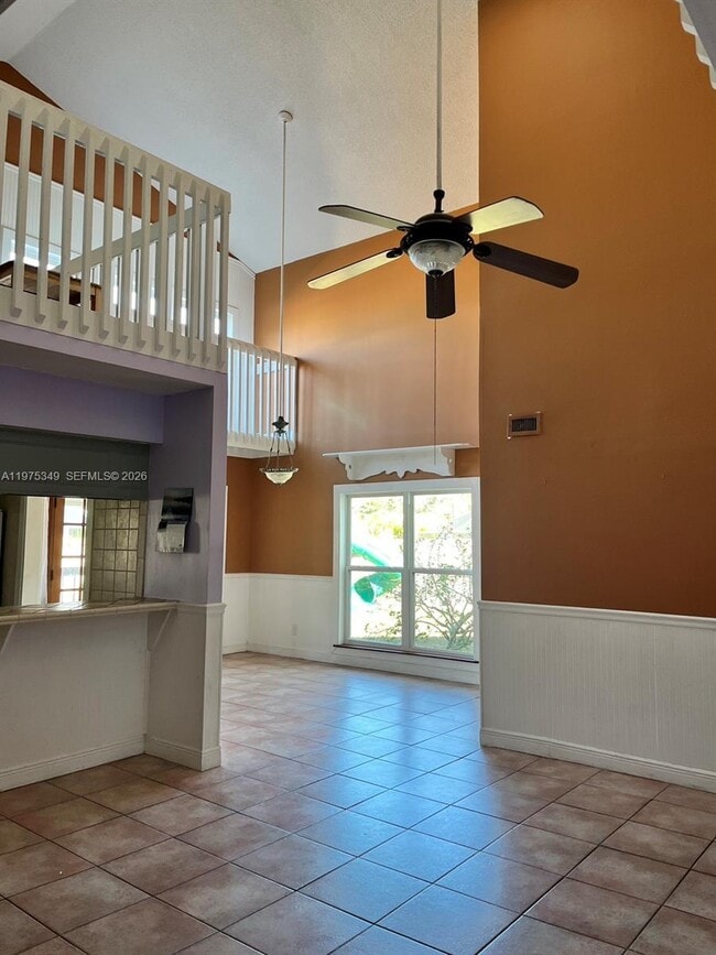 Building Photo - 8075 SE Palm St