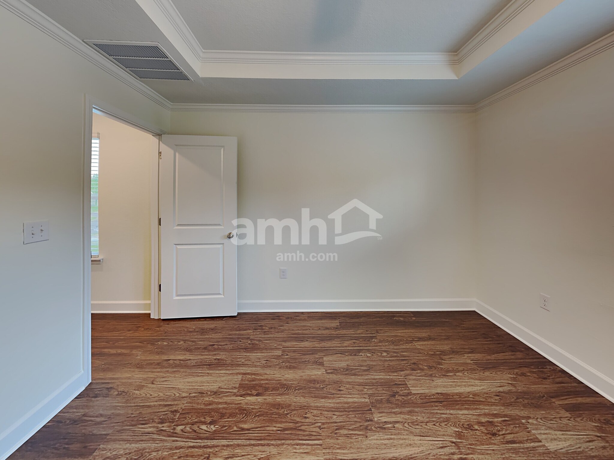 Building Photo - 5783 Hampton Creek Rd