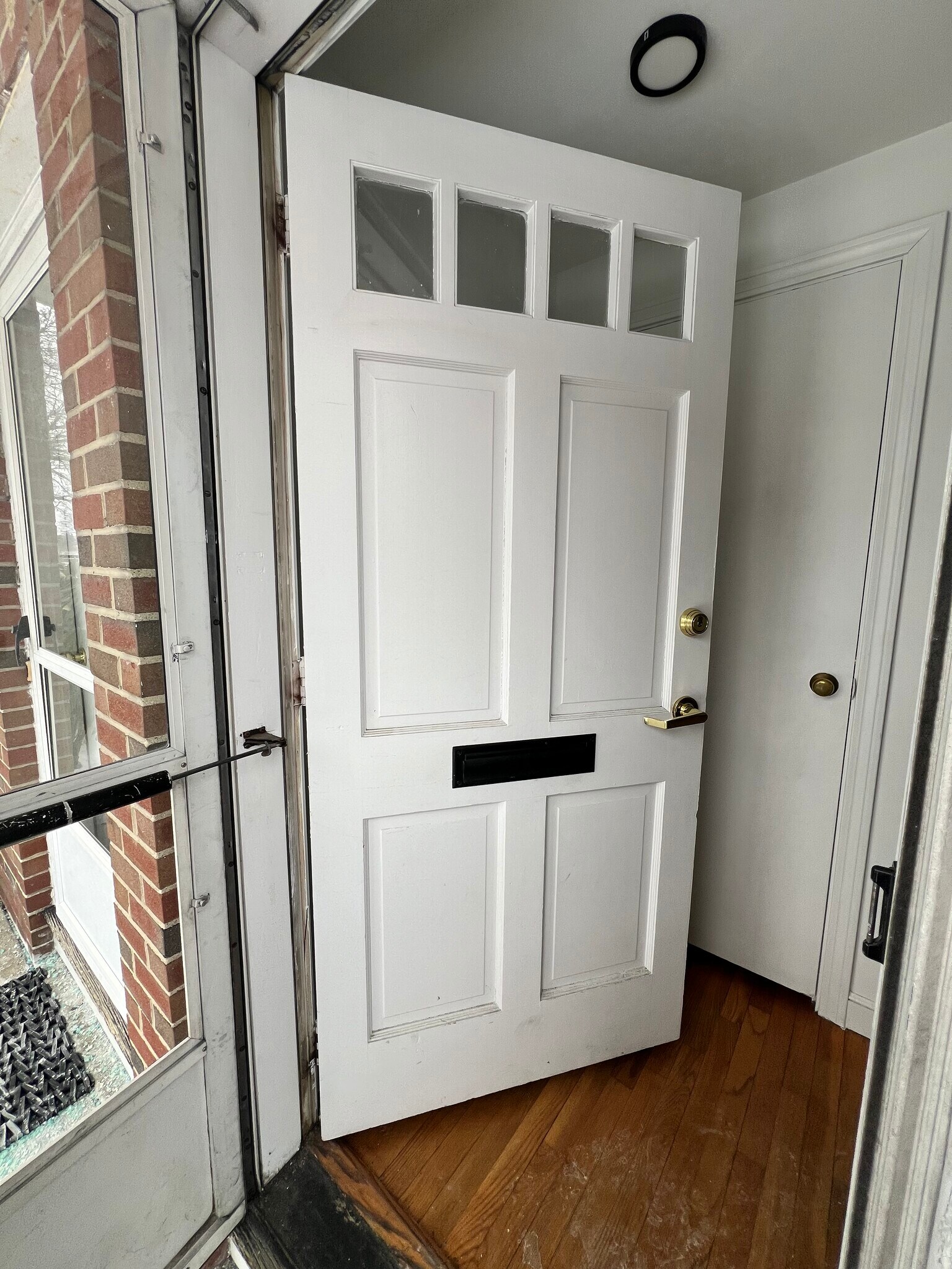 Building Photo - 36 Hill Rd