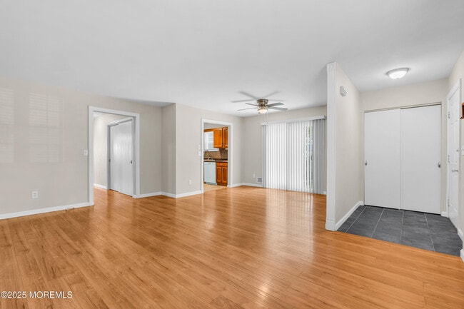 Building Photo - 562 Innkeeper Ln
