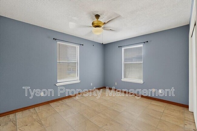 Building Photo - 9230 Osuna Pl NE