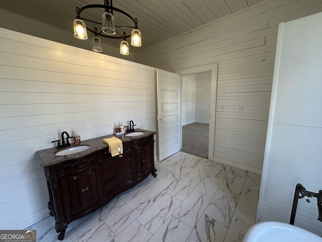 Building Photo - 1318 Lincolnton Hwy