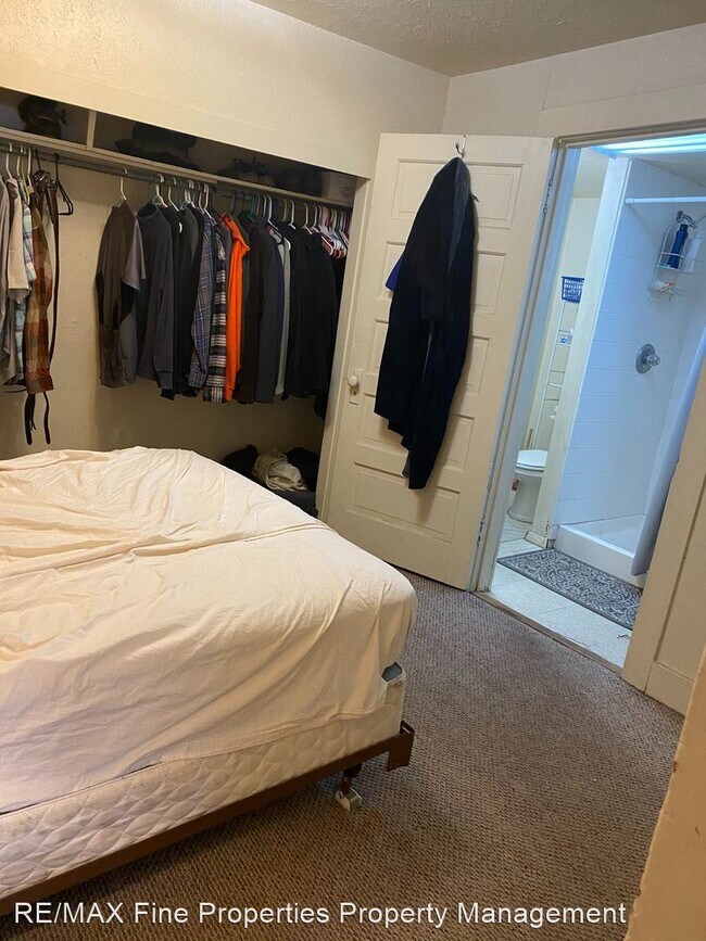 Building Photo - 1 br, 1 bath House - 5281 SJ Diamond Road