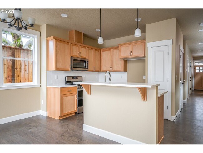 Building Photo - 9126 N Seward Ave
