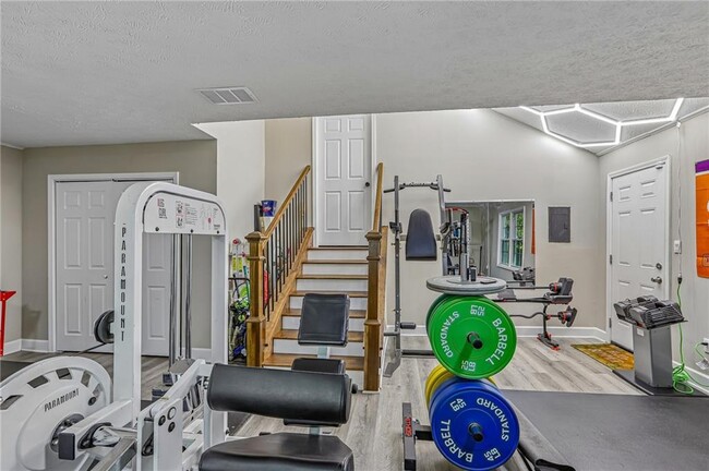 Building Photo - 3898 Skidmore Dr