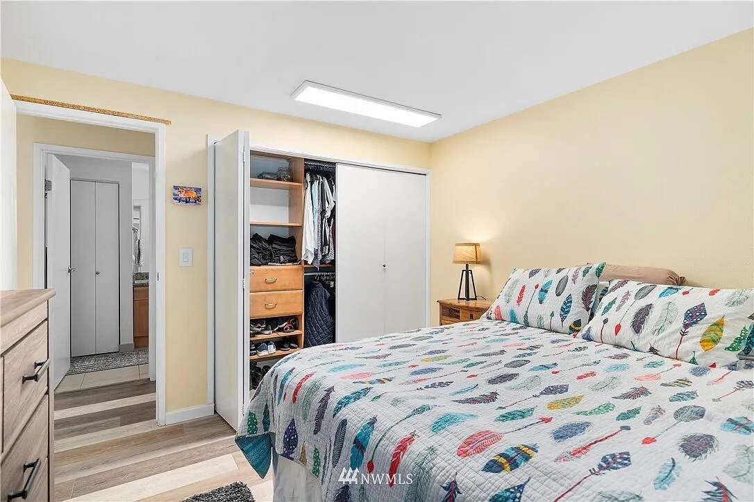 Building Photo - 2145 Dexter Ave N