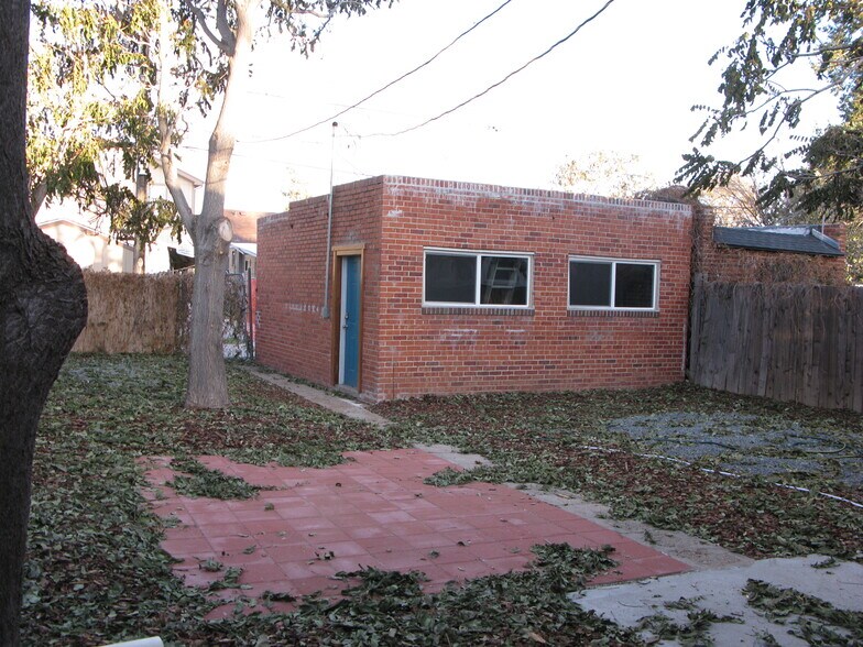 Building Photo - 3532 Garfield St