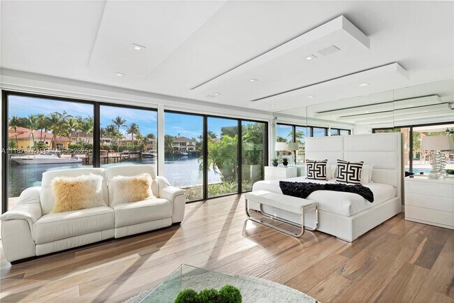 Building Photo - 1025 Diplomat Pkwy